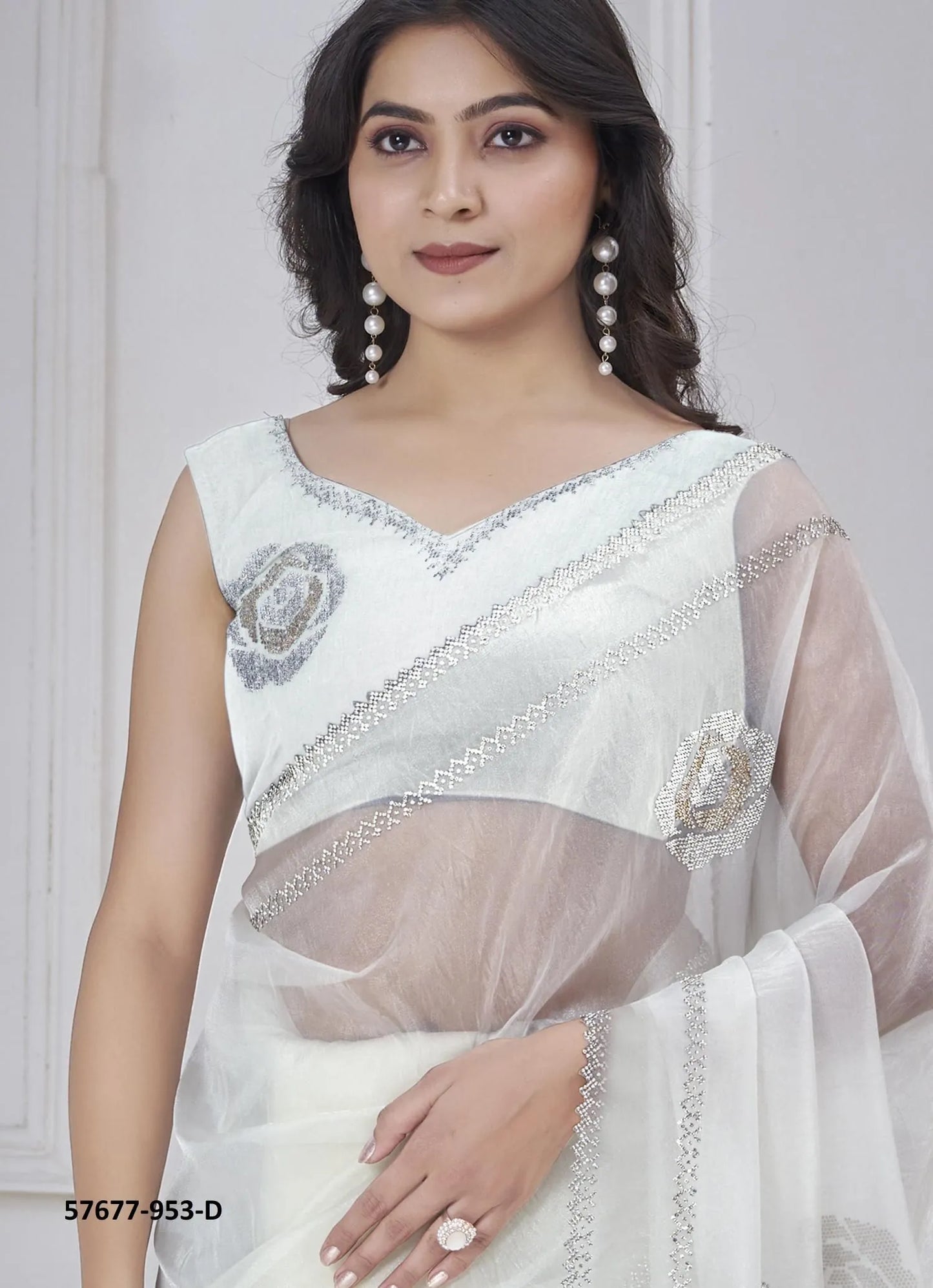 White Organza Zarkan-Work Beautiful Saree For Kitty-Parties