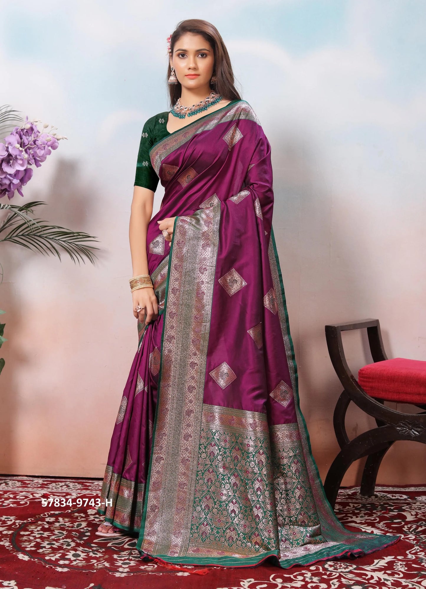 Purple Silk Woven Jacquard Saree For Traditional / Religious-Occasions