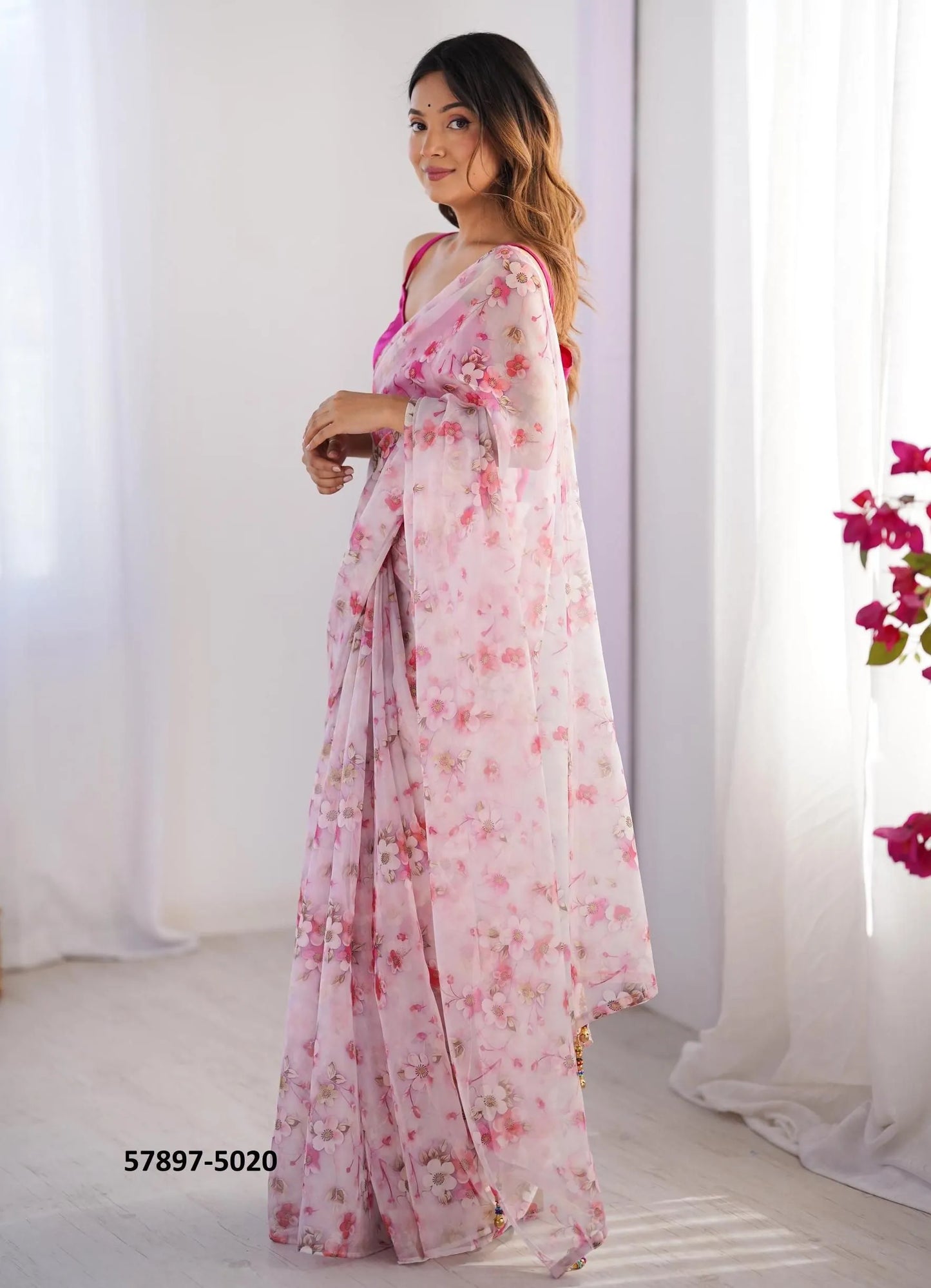 White Organza Fashionable Saree For Kitty-Parties