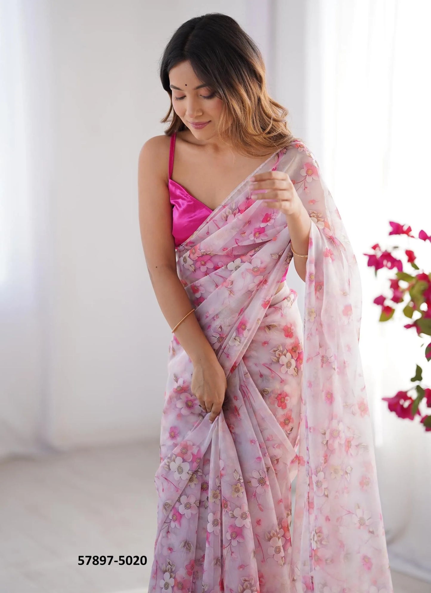 White Organza Fashionable Saree For Kitty-Parties