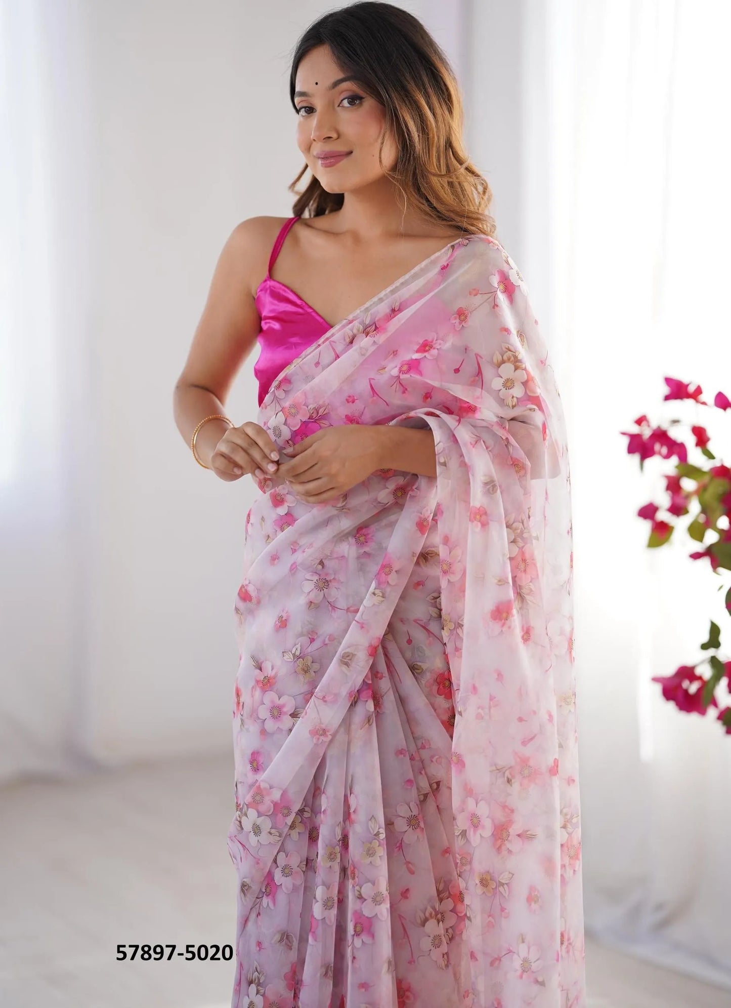White Organza Fashionable Saree For Kitty-Parties