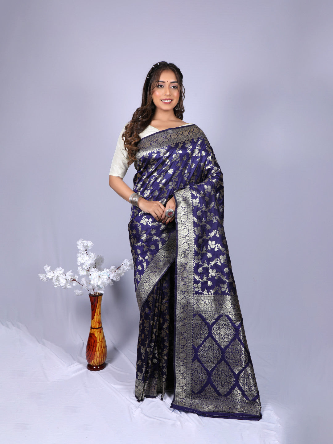Navy blue Banarasi silk saree with Flower Zari woven design