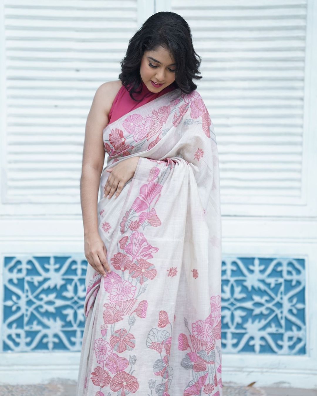 Cream soft muga cotton saree with flower weaving work
