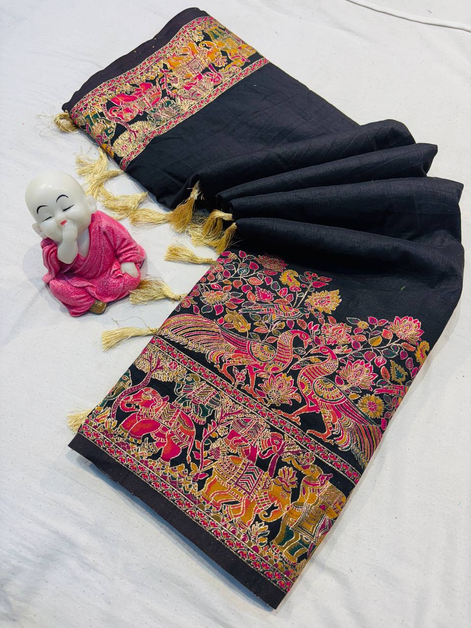 Black soft rajwadi pashmina silk weaving saree with lagdi patta pallu