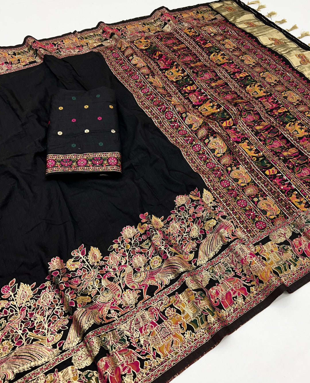 Black soft rajwadi pashmina silk weaving saree with lagdi patta pallu