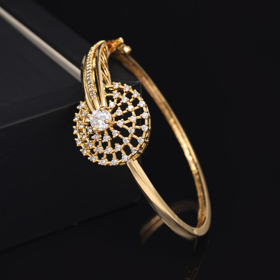 White Color American Diamond Bracelet