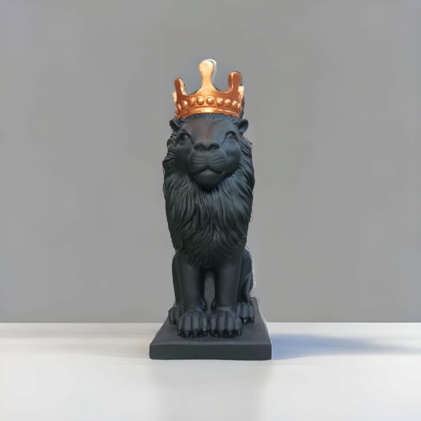 Crown Lion ( Black)