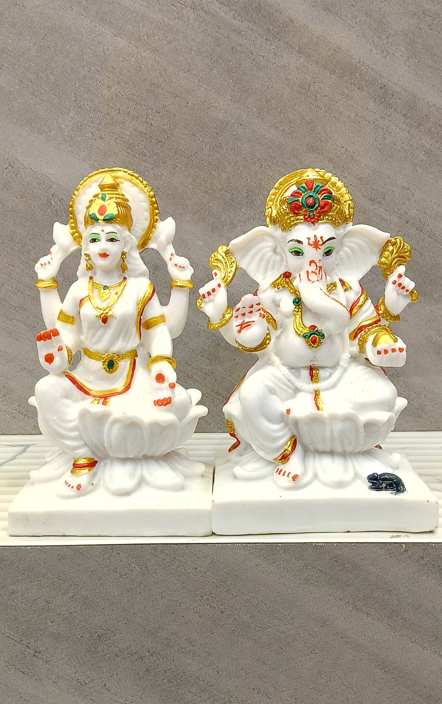 Lakshmi & Ganesha Marble Idol Set