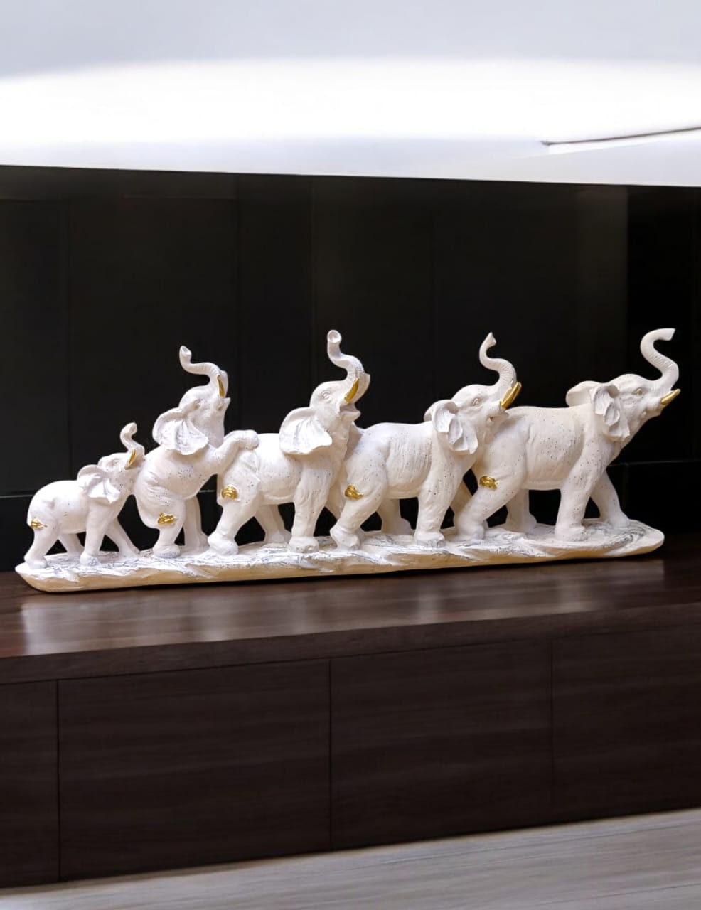 5 Running Elephant