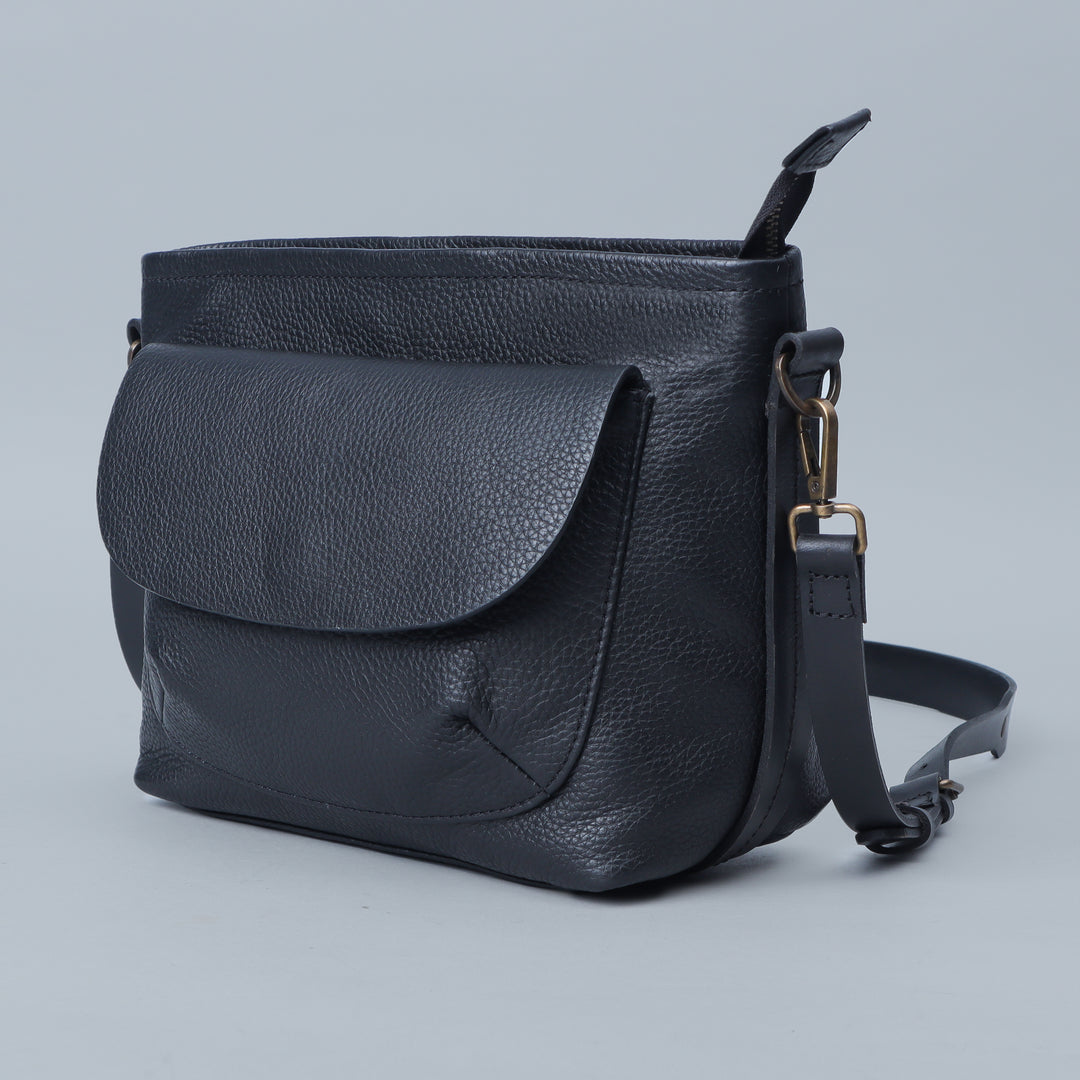 Victoria Crossbody Bag