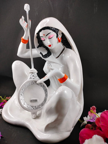 White Meerabai big