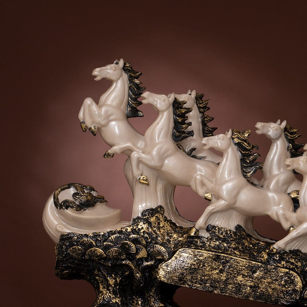 7 Running Horse