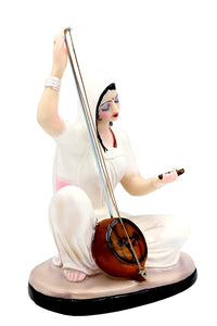 Meerabai White Small (Paras)