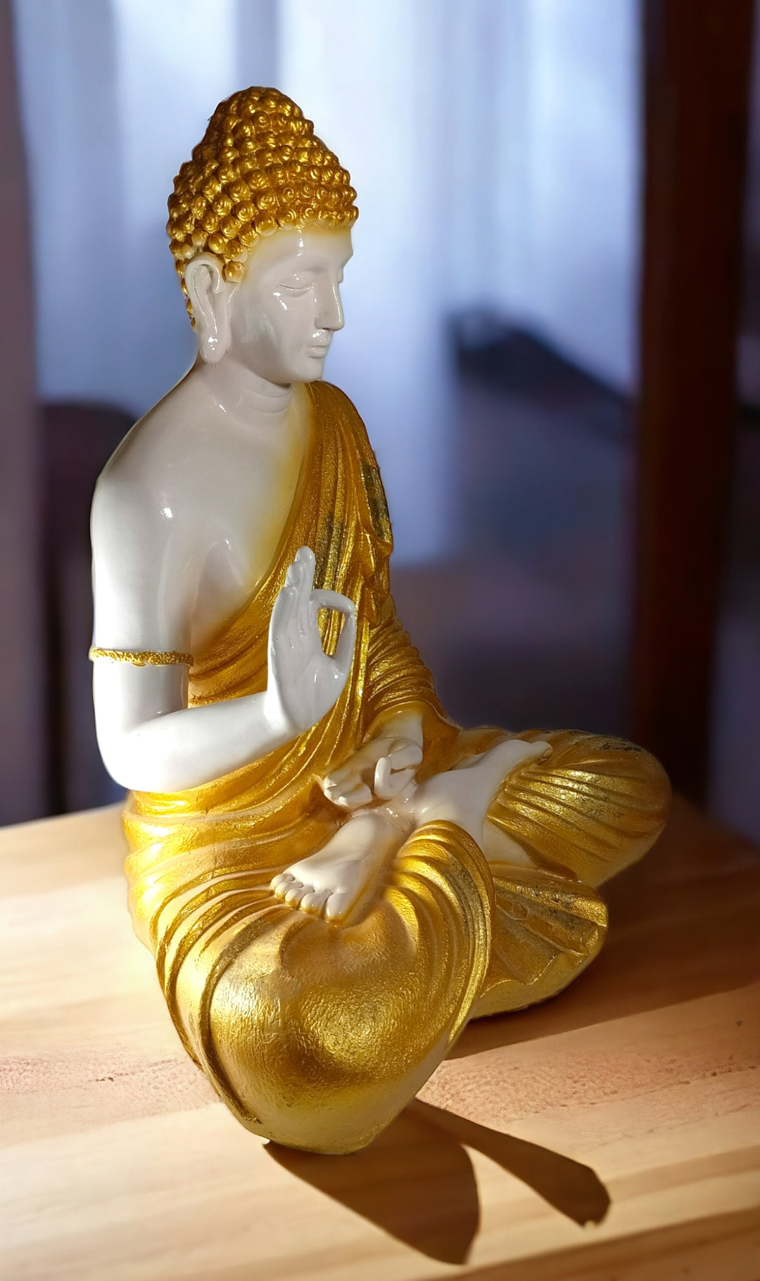 Golden 2 feet buddha