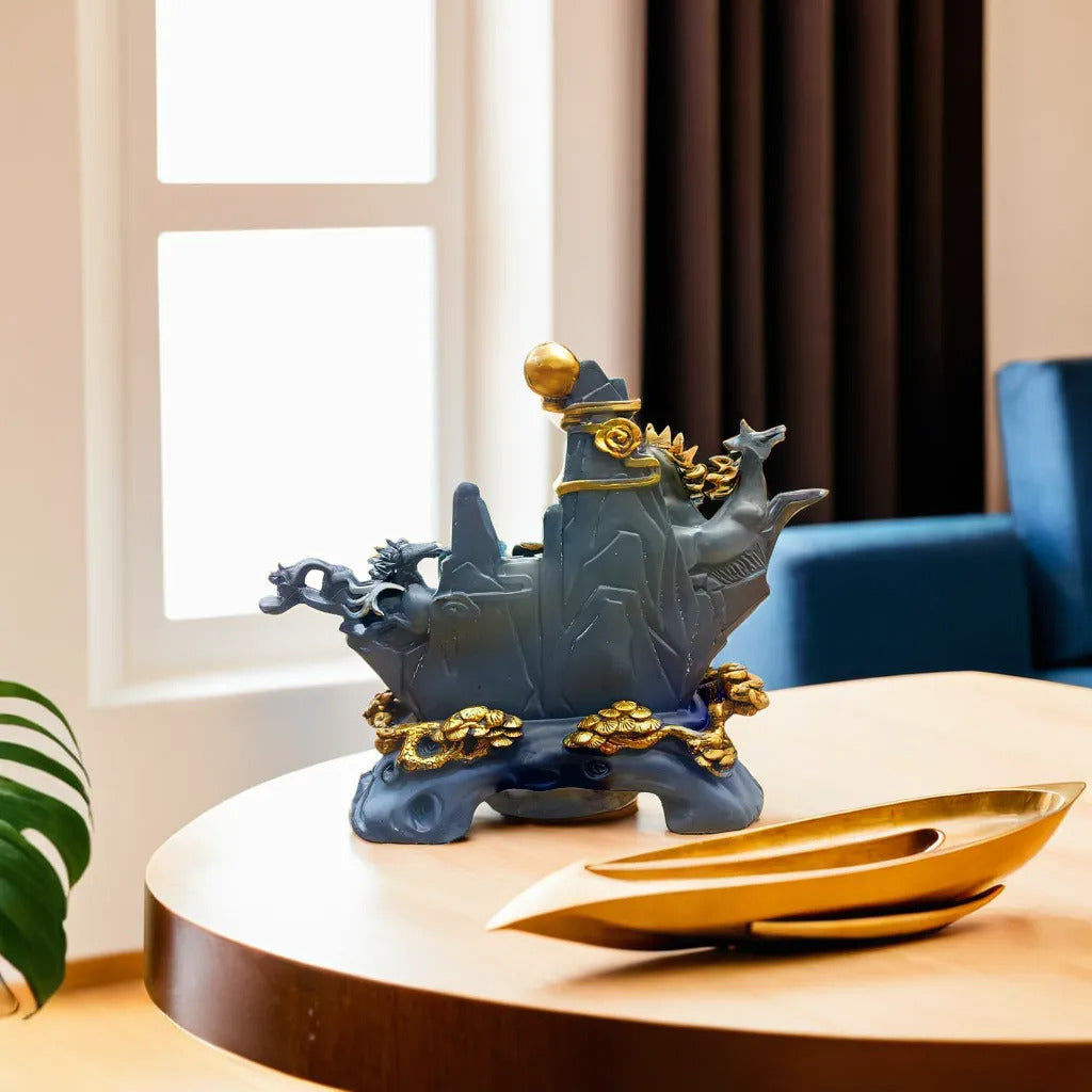 7 Blue Horse