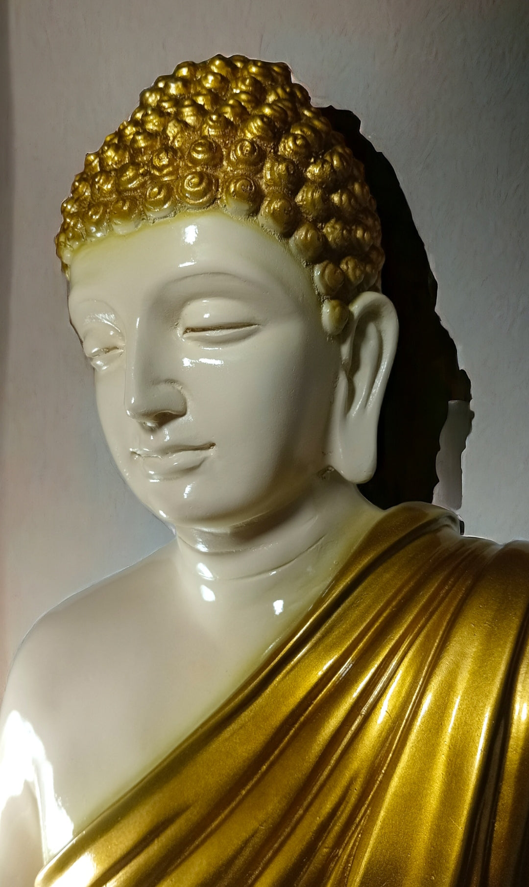 White Golden Buddha