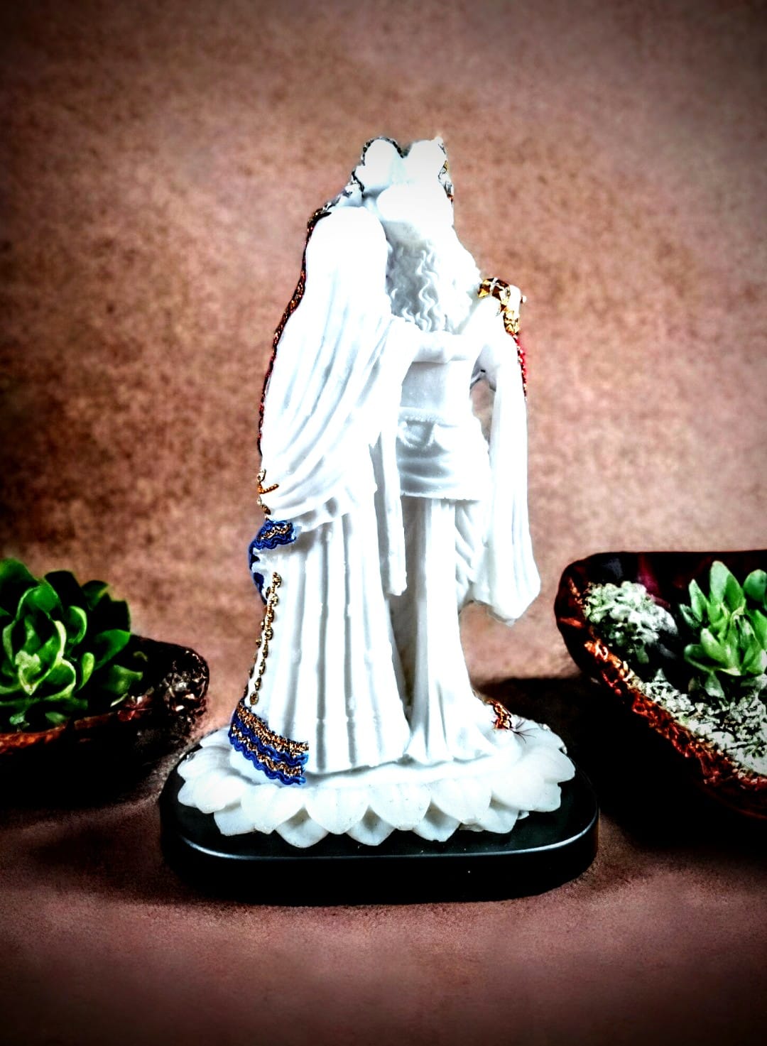 RK Standing (Marble)