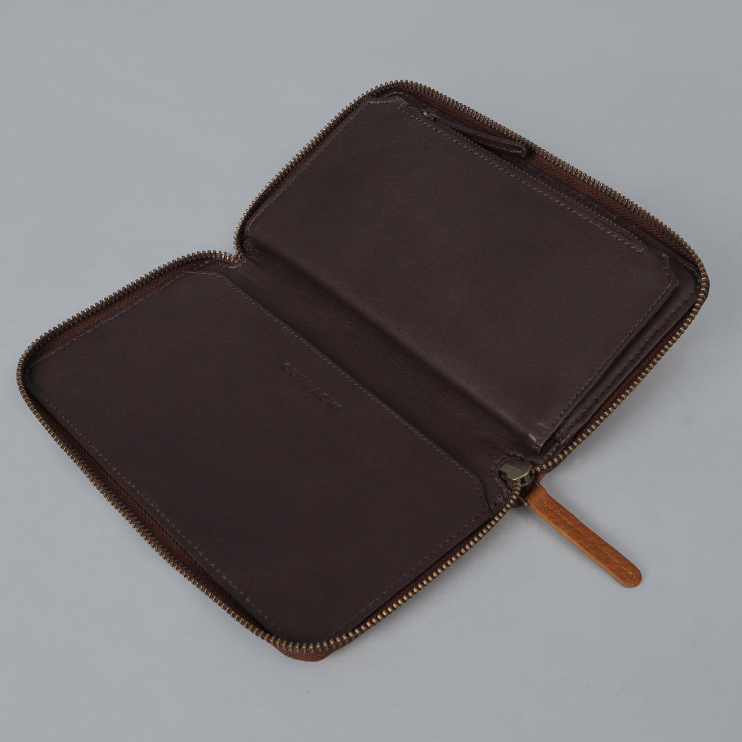 World Traveler Wallet