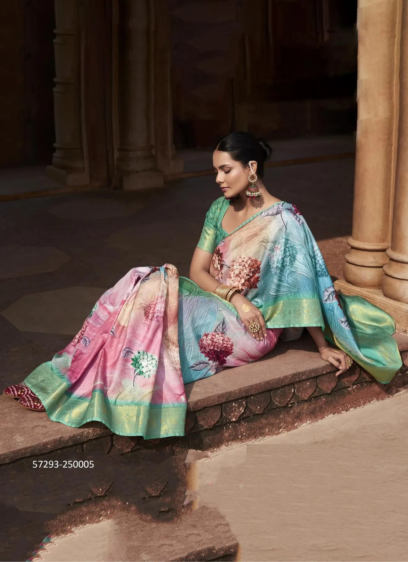 Sea Green Handloom Silk Floral Digitally Printed Party-Wear Saree