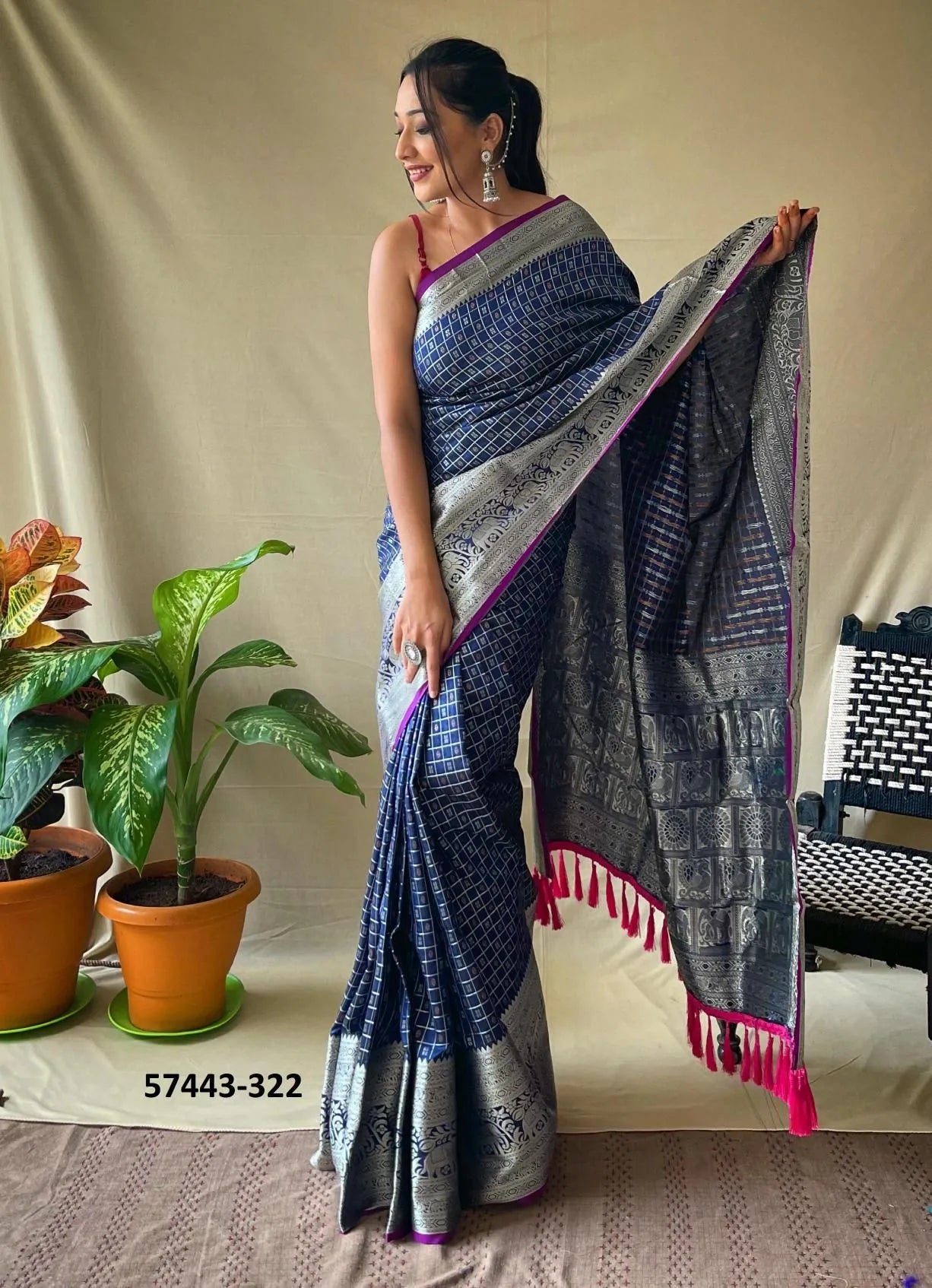 Blue Silk Woven Checks Saree For Traditional / Religious-Occasions
