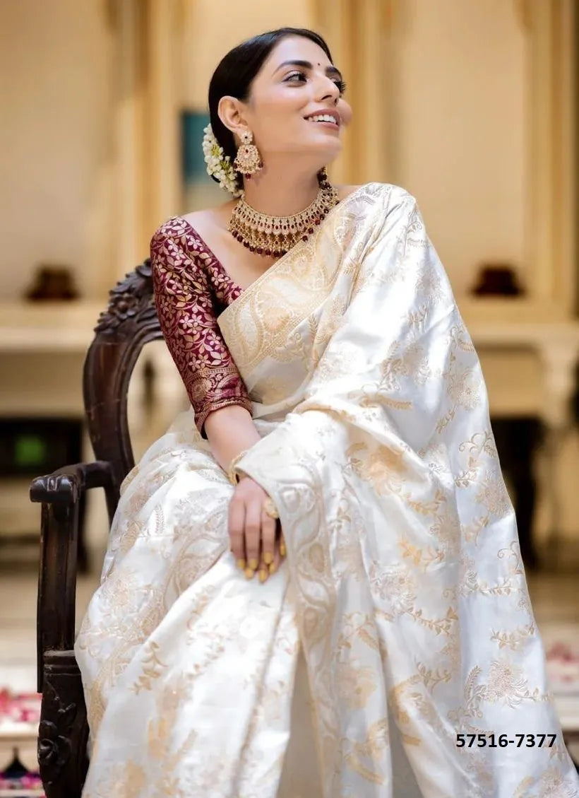 White Silk Woven Jacquard Saree For Traditional / Religious-Occasions