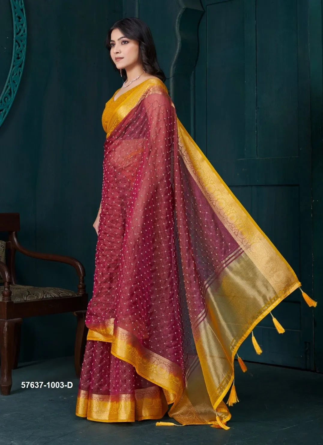 Wine Red Pure Silk Jacquard Woven Saree For Traditional / Religious-Occasions