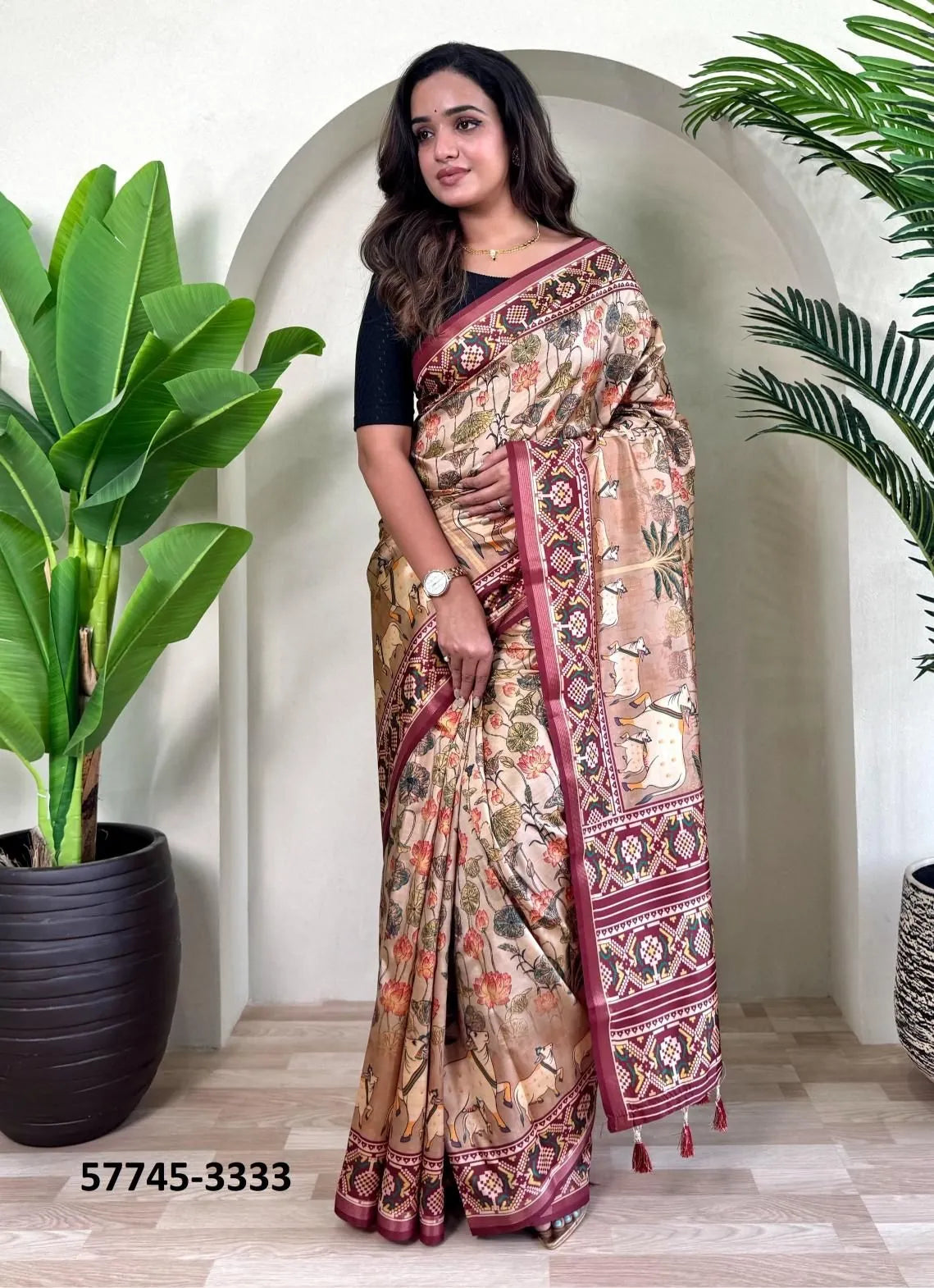 Off White Dola Silk Viscose Printed Festive-Wear Saree