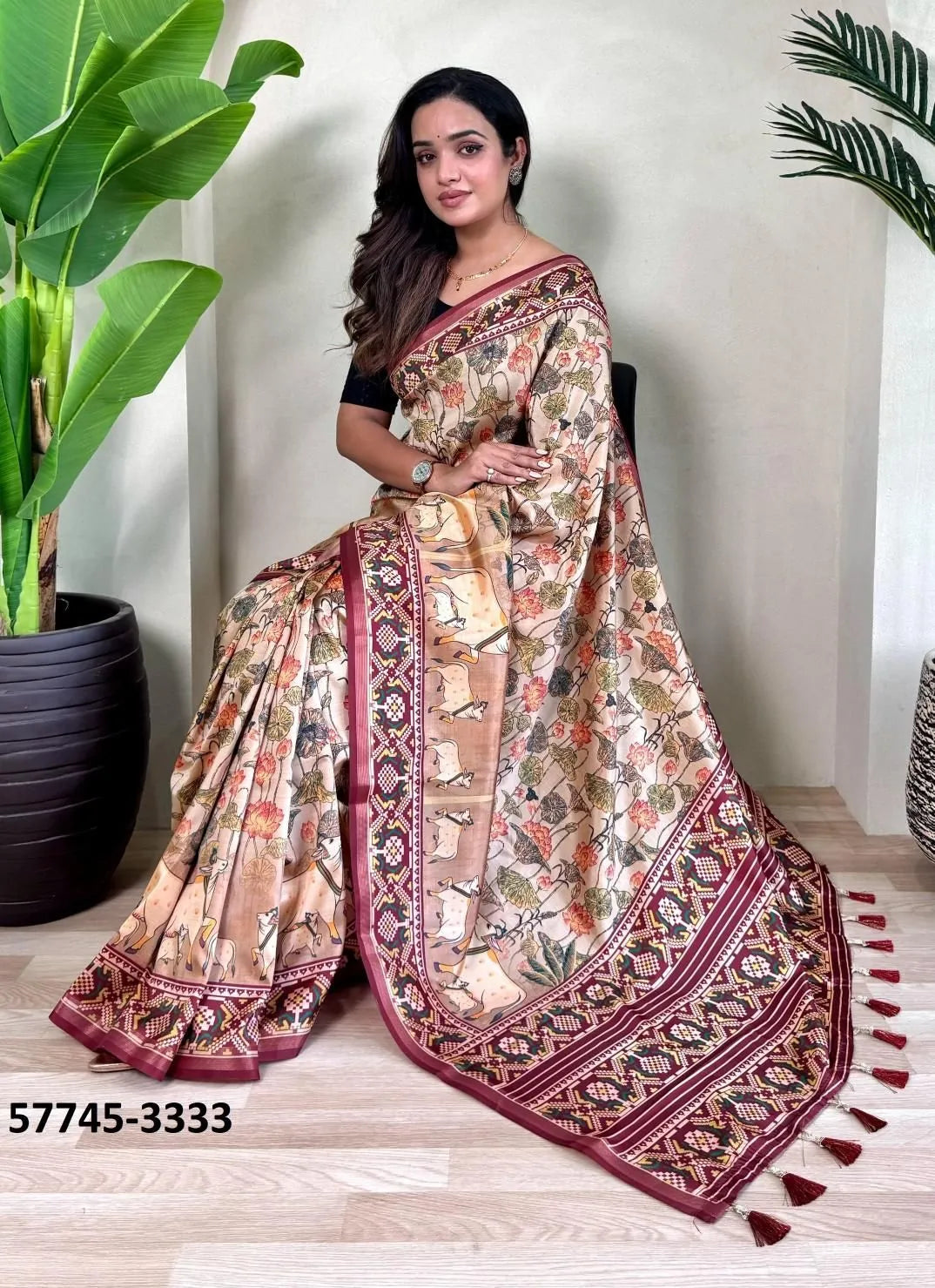 Off White Dola Silk Viscose Printed Festive-Wear Saree
