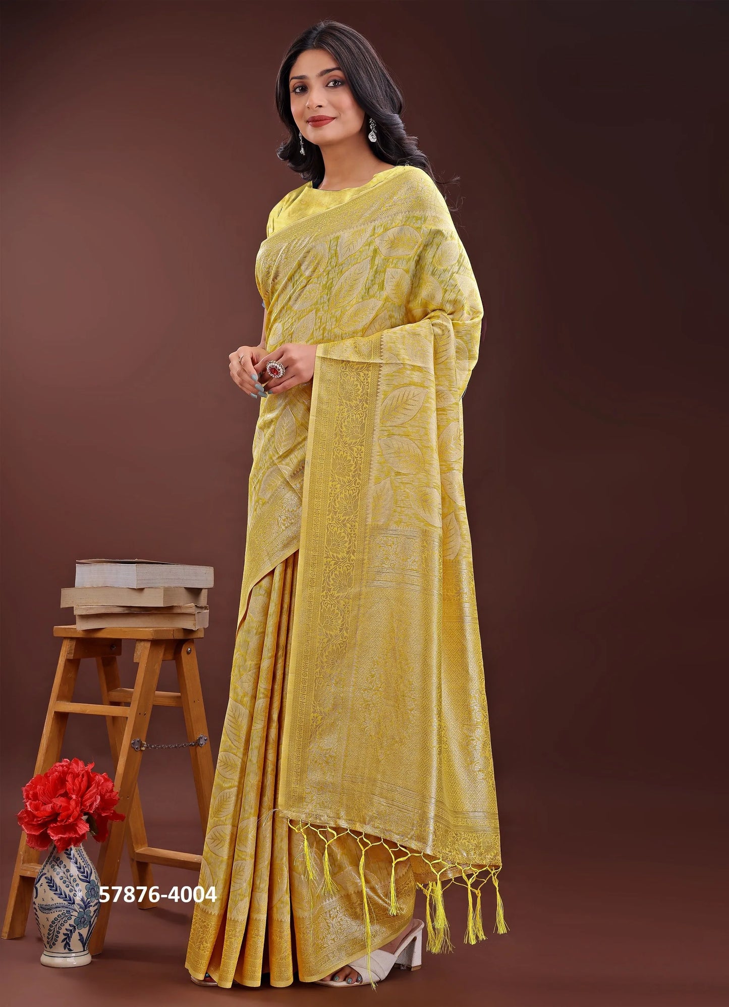 Yellow Cotton Woven Evening-Wear Handloom Saree