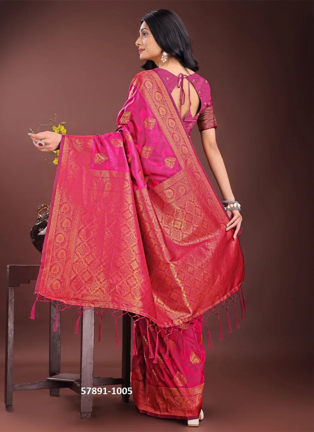 Magenta Silk Woven Festive-Wear Desi Saree