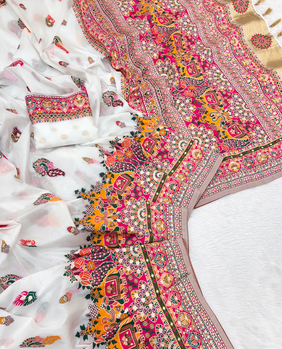 White soft rajwadi pashmina silk weaving saree with lagdi patta pallu