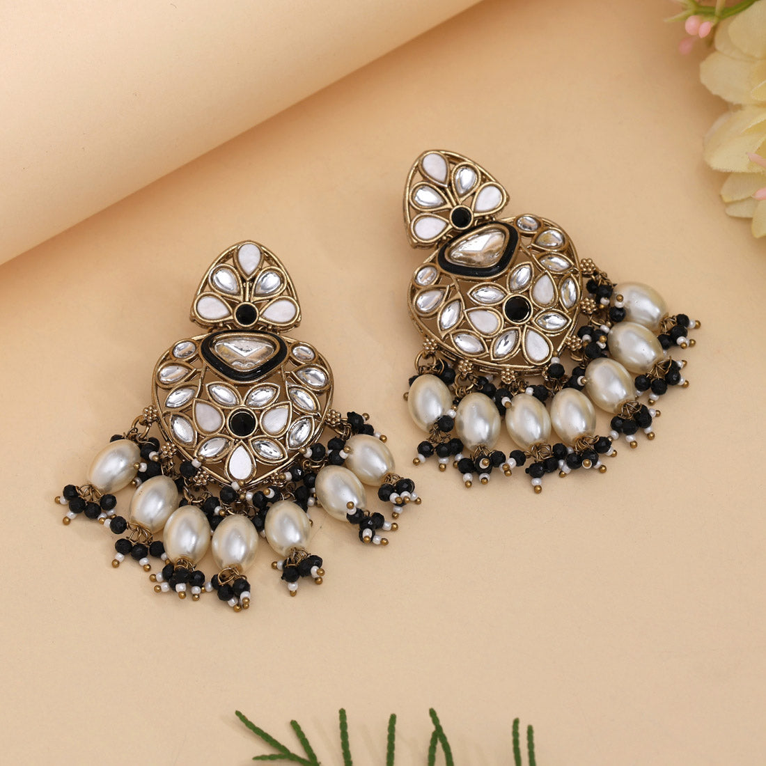 Black Color Kundan Earrings