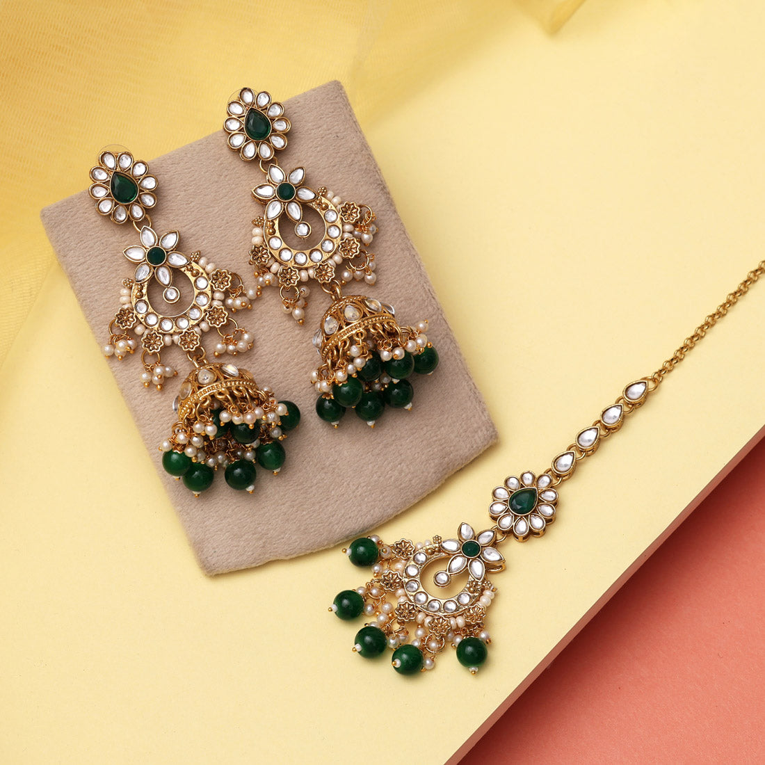 Green Color Kundan Earrings With Maang Tikka