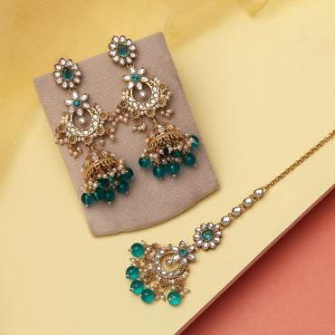 Turquoise Blue Color Kundan Earrings With Maang Tikka