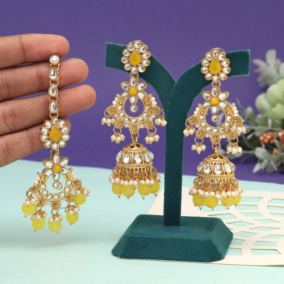 Yellow Color Kundan Earrings With Maang Tikka