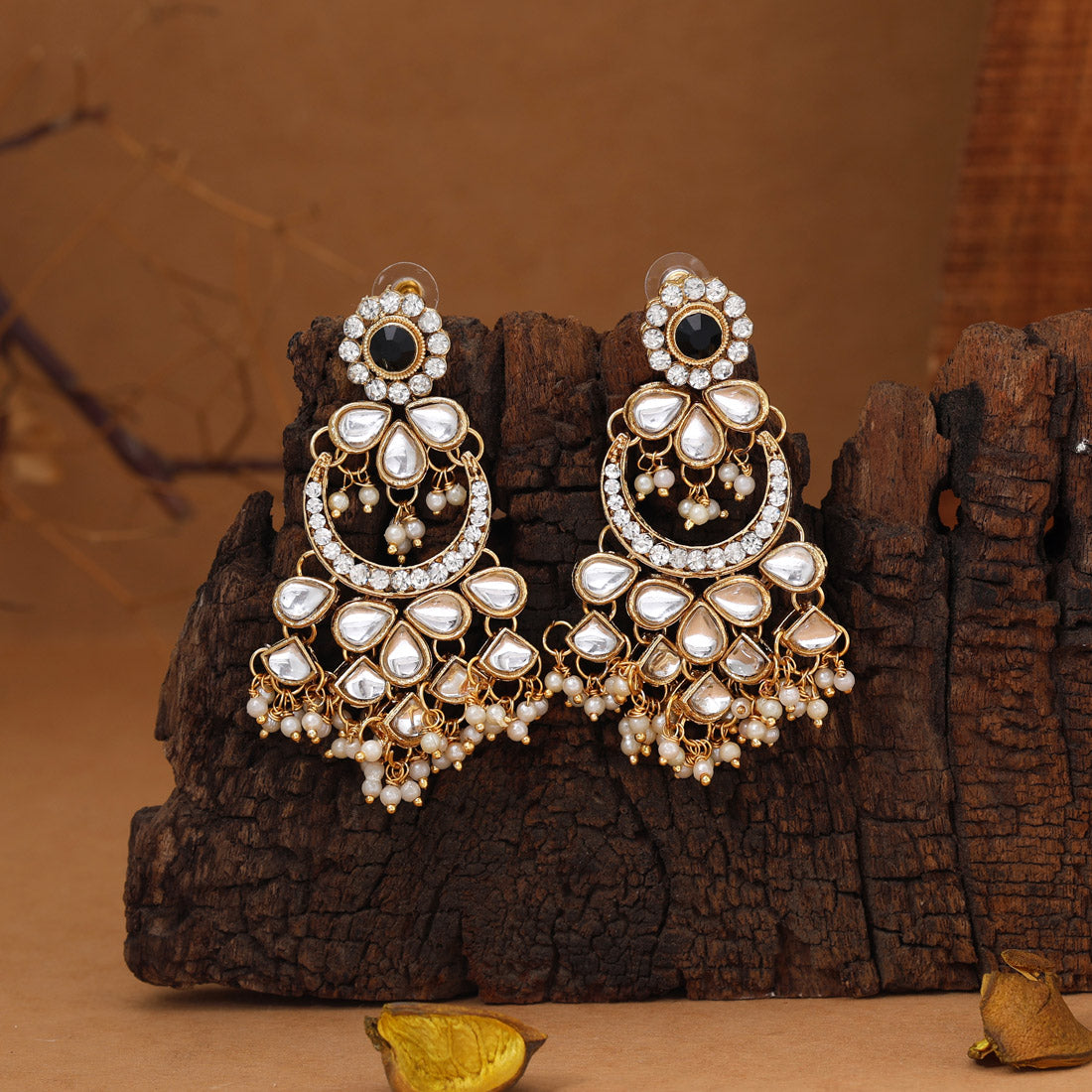 Black Color Kundan Necklace Set