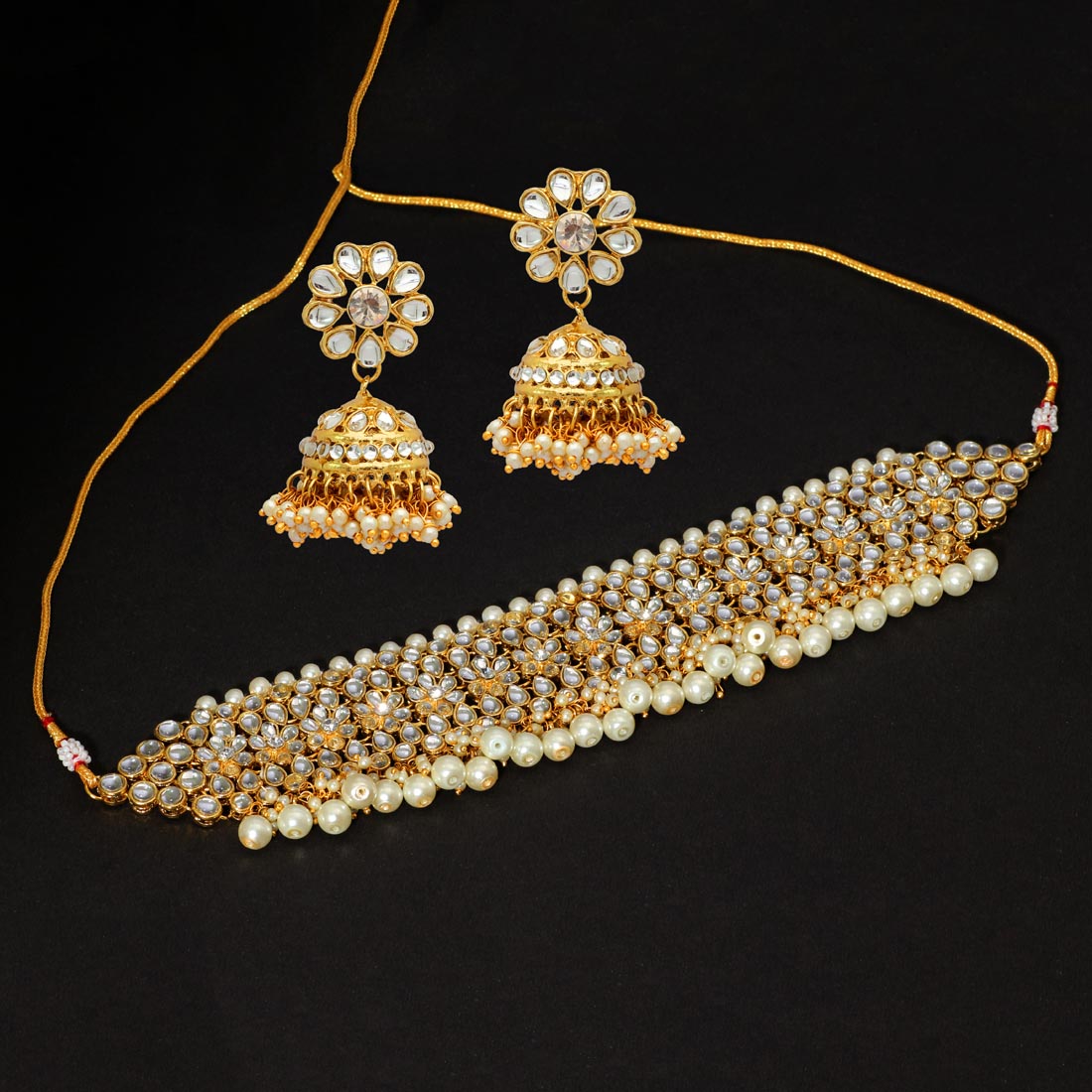 White Color Choker Kundan Necklace With Earring
