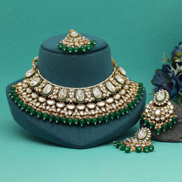 Green Color Kundan Necklace Set