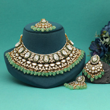 Parrot Green Color Kundan Necklace Set