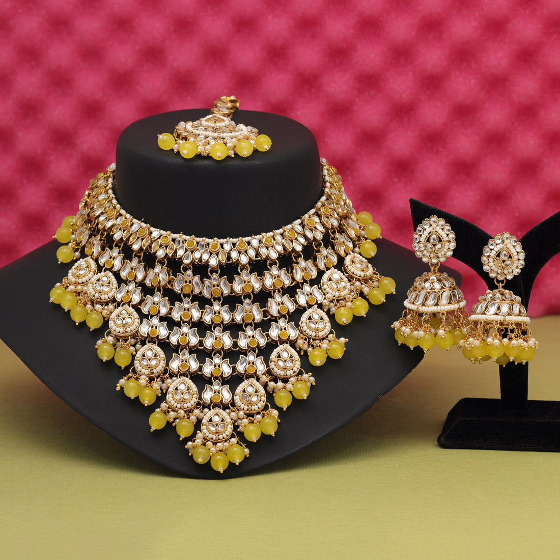 Yellow Color Kundan Necklace Set