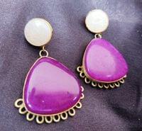 Stylish Fashionable Gold Plated Raisin Triangle Shaped Earring