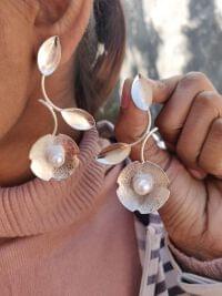 Premium quality brass earring