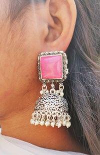 Pearl Jhumki Earring