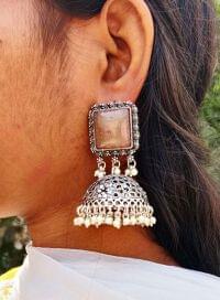 Pearl Jhumki Earring